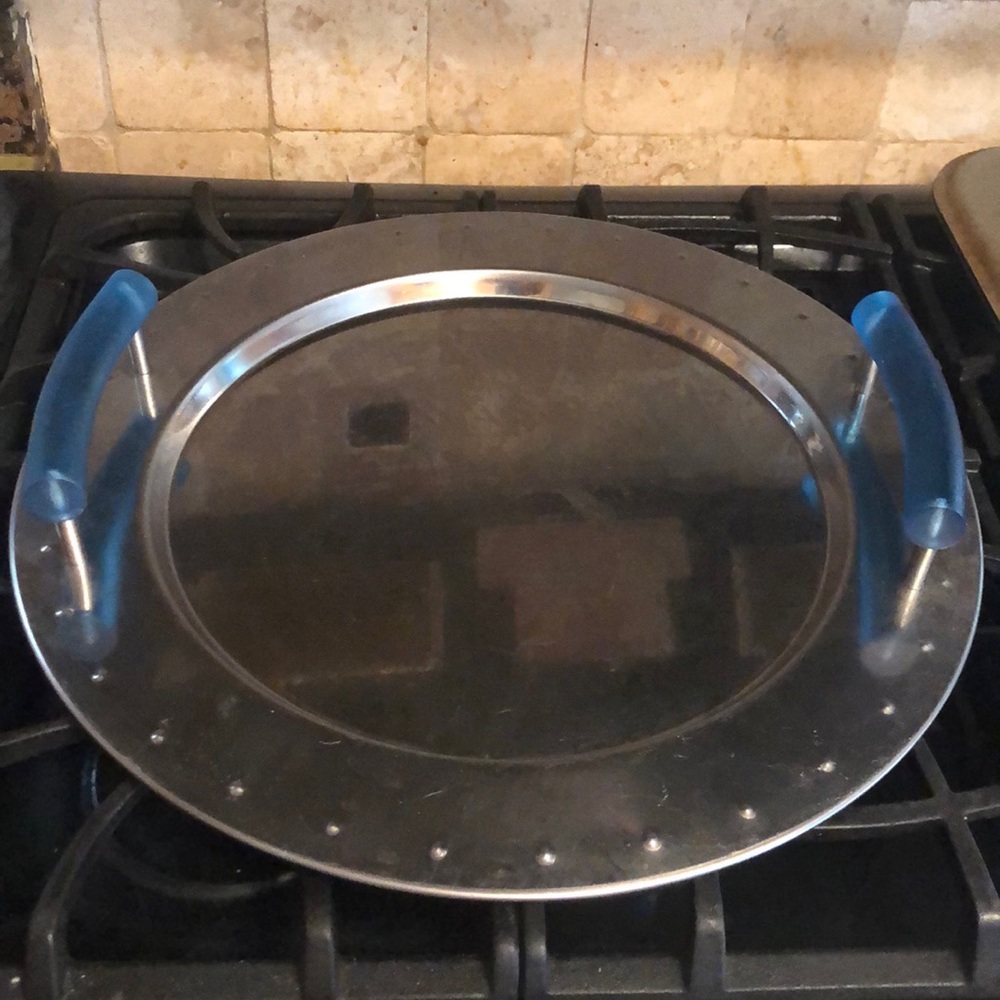 Beautiful Serving tray 16’ round